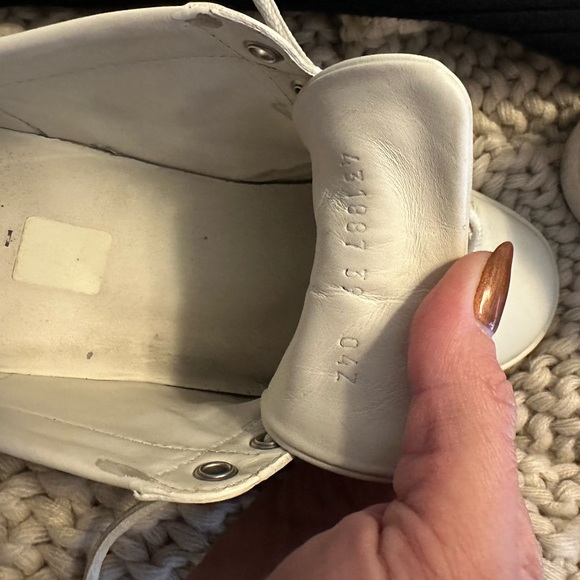 Gucci studded pearl sneakers - Picture 10 of 10